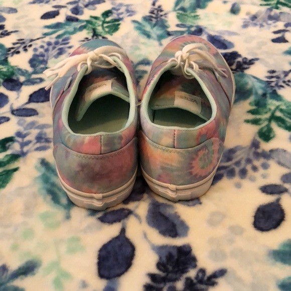 Vans tie dye shoes - Picture 3 of 6